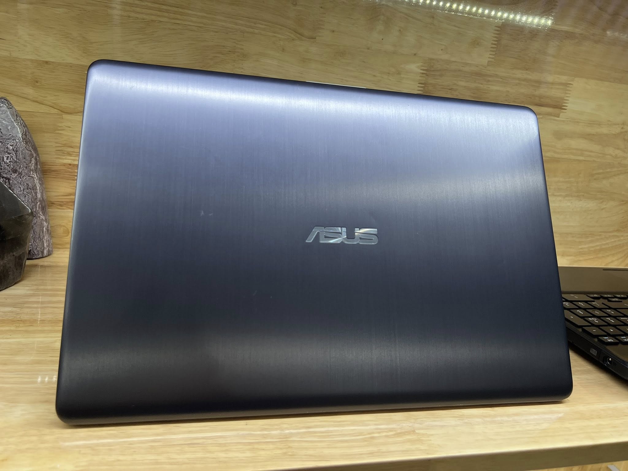 Asus S530 i5 8250/8G/128+500G/15.6FHD vỏ nhôm led phím