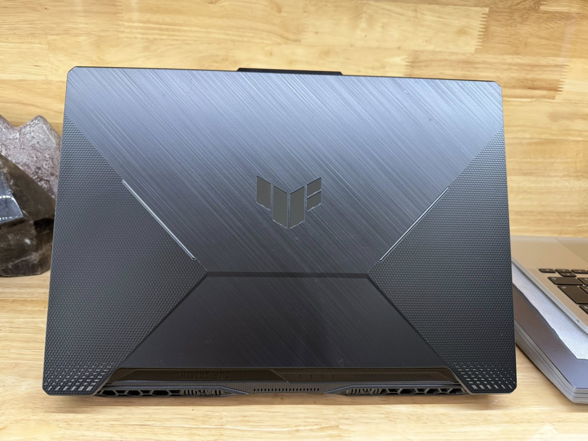 Asus TUF i7 11800H/16G/512G/RTX 3050Ti/15.6FHD 144hz