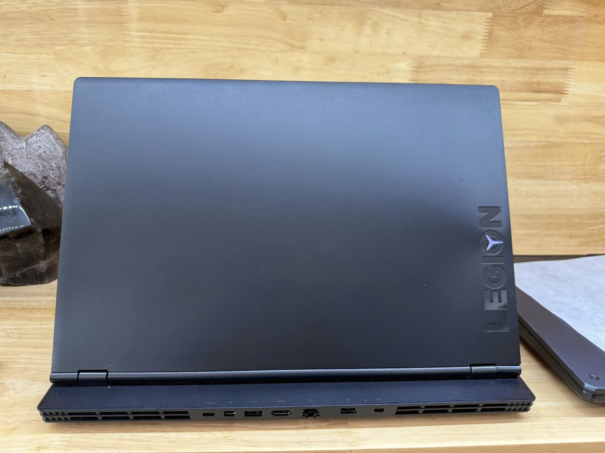 Gaming Lenovo Legion 5 i7 9750H/16G/512G/GTX 1650 4G/15.6FHD dòng bền bỉ