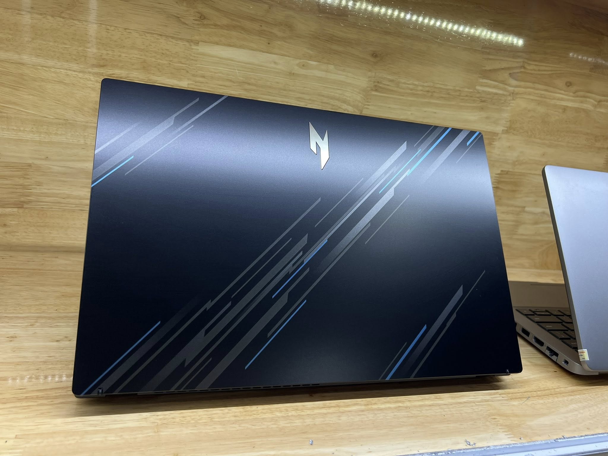 Acer Nitro V i7 13620H/16G/512G/RTX 4050 6G/15.6FHD 144HZ/Win 11